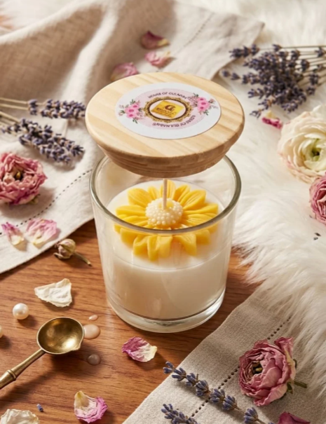 Daisy Glow Jar Candle